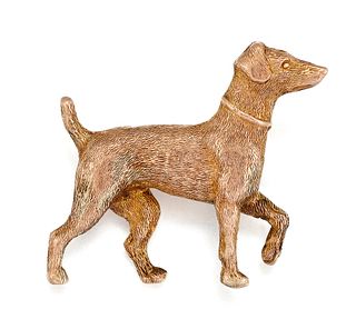 A 9CT BROOCH OF A PATTERDALE TERRIER, the naturalistically 
