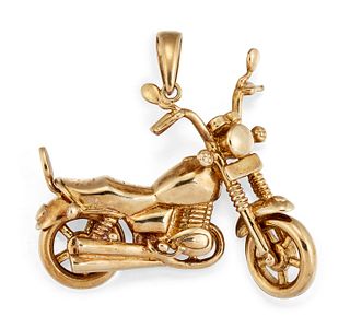 A 9 CARAT GOLD MOTORBIKE PENDANT, the motorbike with freely