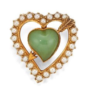 A GREEN HARDSTONE (POSSIBLY JADE) AND SEED PEARL HEART BROO