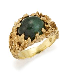 AN 18CT GREEN TOURMALINE RING BY H.STERN, the oval dark gre