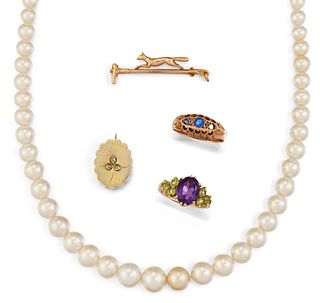 A GROUP OF GOLD AND GEMSET JEWELLERY, comprising 9ct gold f