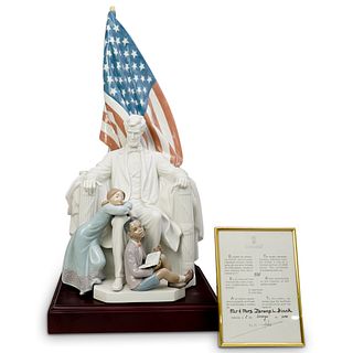 Lladro "Abraham Lincoln" #07554 Porcelain Sculpture