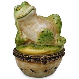 Vintage Porcelain Frog Pill Box