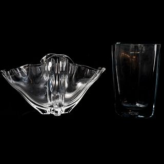 (2 Pc) Strombergshyttan & Steuben Glass Grouping