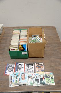 Box lot of trading cards to include mostly 70s and 80s football and baseball cards.