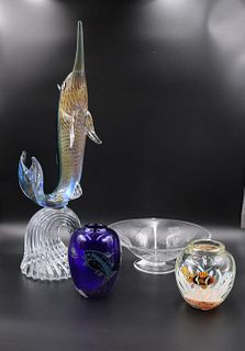 Four Art Glass Fish Decorated Table Articles