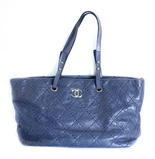 Jumbo Chanel Quilted Leather Tote Bag