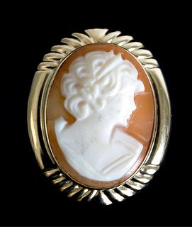 14K Yellow Gold Ring w/Cameo Portrait, Size 7 1/2