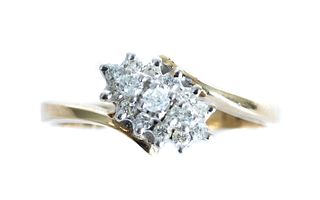 10K Yellow Gold & Diamond Cluster Ring, Size 6 1/2