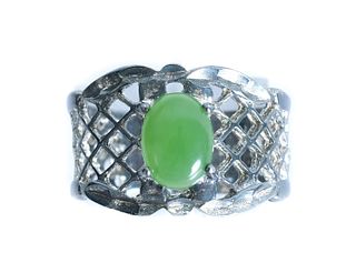 Ladies Sterling Silver & Green Chrysoprase Ring