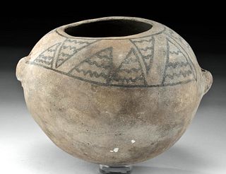 Prehistoric Anasazi Chaco Black-on-White Seed Jar