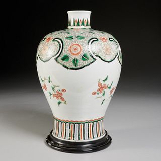 Chinese famille verte meiping porcelain vase