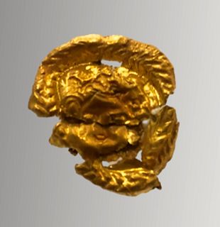 Ancient Hellenistic Repoussee Gold Medusa Amulet c.3rd-1st century BC..