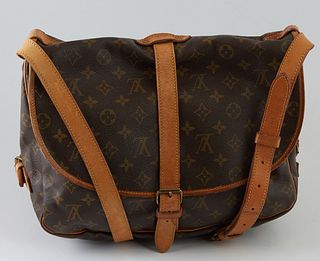 Louis Vuitton Brown Monogram Coated Canvas 30 Saumur Shoulder Bag, the exterior of the messenger bag with a double sided flap with v...