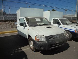 Camioneta Nissan D22 2006