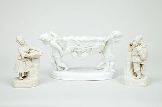 Spode Copeland Ivory-Glazed Centerpiece