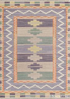 VINTAGE SWEDISH KILIM, SIGNED 'AB MMF', 5 ft 10 in x 8 ft 2 in