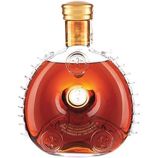 Rémy Martin. Louis XIII. Grande Champagne Cognac. Licorera de cristal de baccarat con tapón. Carafe no. AP 3834. En estuche de lujo.