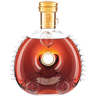 Rémy Martin. Louis XIII. Grande Champagne Cognac. Licorera de cristal de baccarat con tapón. Carafe no. BA 1625. En estuche de lujo.