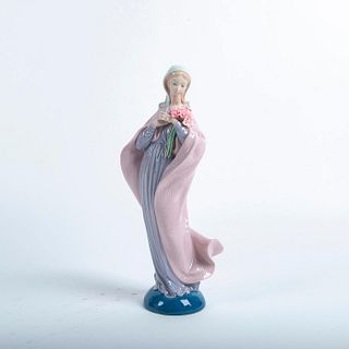 Lladro Porcelain Figure, Our Lady With Flowers 1005171
