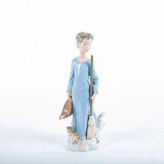 Lladro Porcelain Figurine, Fall Angel 01006147