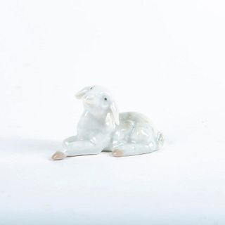 Lladro Porcelain Figurine, Little Lamb 01005750