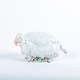 Lladro Porcelain Figurine Sheep In The Meadow White 01008442