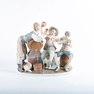 Lladro Porcelain Figurine Grouping, Happy Drinkers 01004956