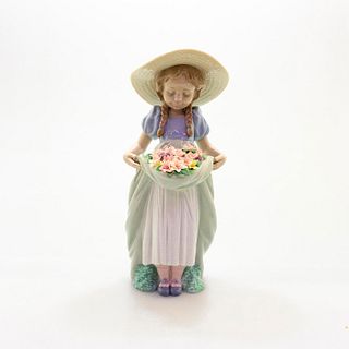 Lladro Porcelain Figure, Bountiful Blossoms 1006756