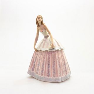 Lladro Porcelain Figurine, Waiting To Dance 01005858