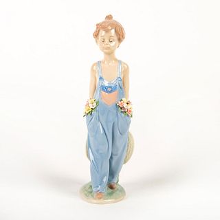 Lladro Porcelain Figurine, Pocket Full Of Wishes 01007650