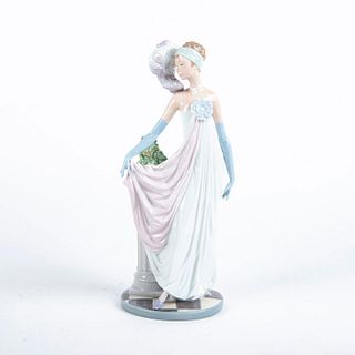 Lladro Porcelain Figurine, Socialite Of The 20'S 01005283