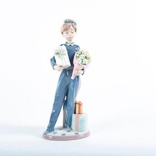 Lladro Porcelain Figurine, Special Delivery 01005783