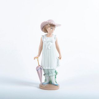 Nao Lladro Porcelain Figurine, April Showers 02001126