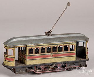 Gunthermann tin wind-up trolley car