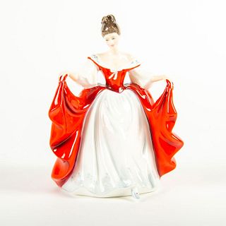 Sara Hn2265 - Royal Doulton Figurine