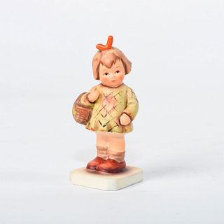 Goebel Hummel Figurine, I Brought You A Gift 479