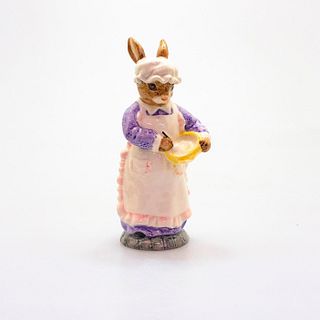 Beswick Country Folk Figurine, Mrs Rabbit Baking Ecf7