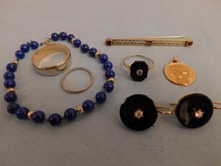 LOT MISCELLANEOUS GOLD JEWELRY 