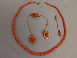 14K GOLD & PINK CORAL JEWELRY 
