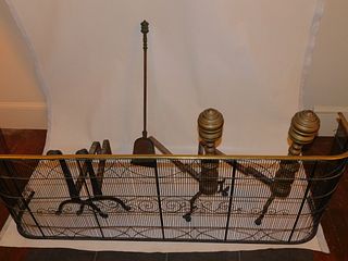 LOT 5 FIREPLACE ITEMS & WIRE SCREEN 