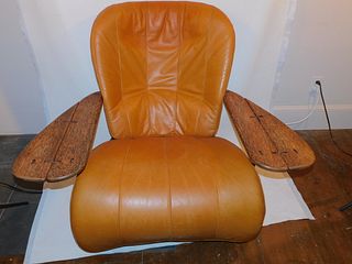 PACIFIC GREEN LEATHER PADDLE ARM CHAIR