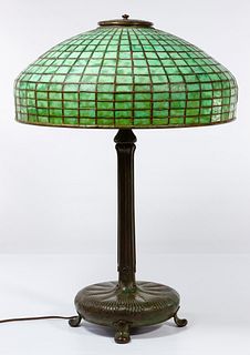 (Attributed to) Tiffany Studios #9922 Lamp with Leaded Glass Geometric Shade