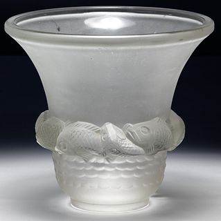 R. Lalique Crystal 'Piriac' Frosted Vase