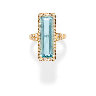 A 18K yellow gold, aquamarine and diamond ring