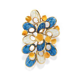 A 18K yellow gold and enamel brooch, circa 1970, defects