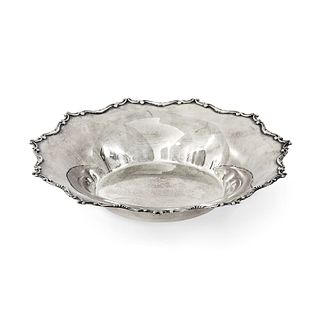 A silver plate, Italy 20th Century