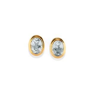 A 18K yellow gold and aquamarine earclips