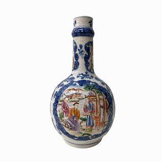 Chinese Export Porcelain Long Neck Vase