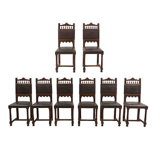 Lote de 8 sillas. Francia. Siglo XX. Estilo Enrique II. Estructura de madera de nogal. Con respaldos semiabiertos.